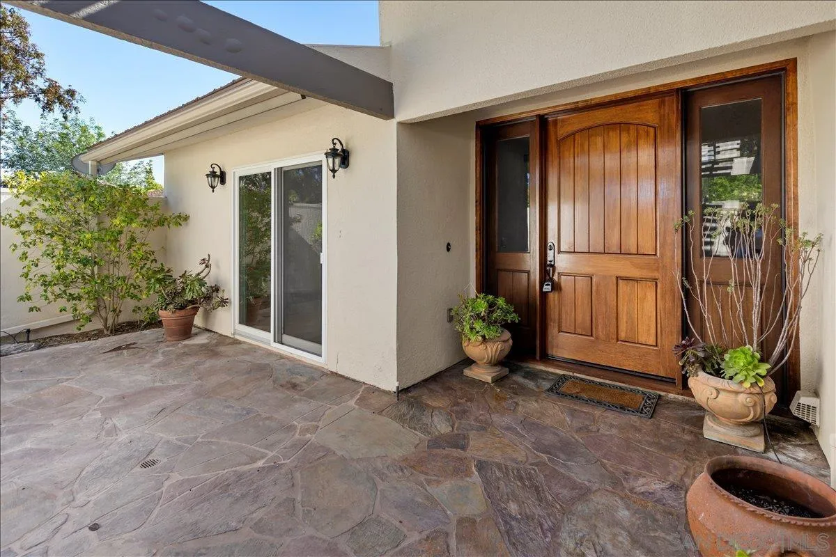 16902 Via De Santa Fe, Unit 12 Rancho Santa Fe, CA 92091 - Photo 17 of 20