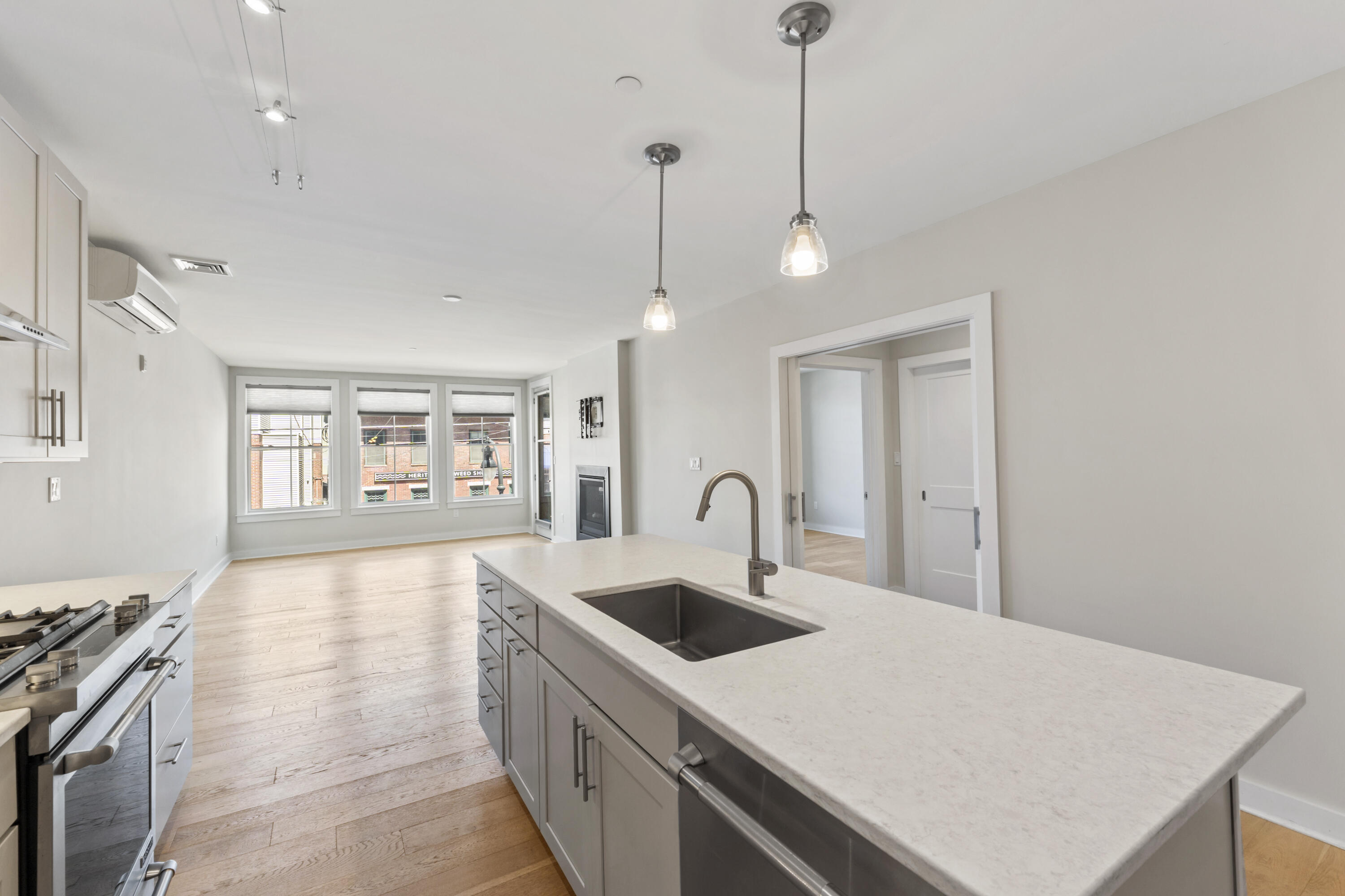 62 India Street, Unit 203 Portland, ME 04101 - Photo 7 of 67 Open Concept K/LR