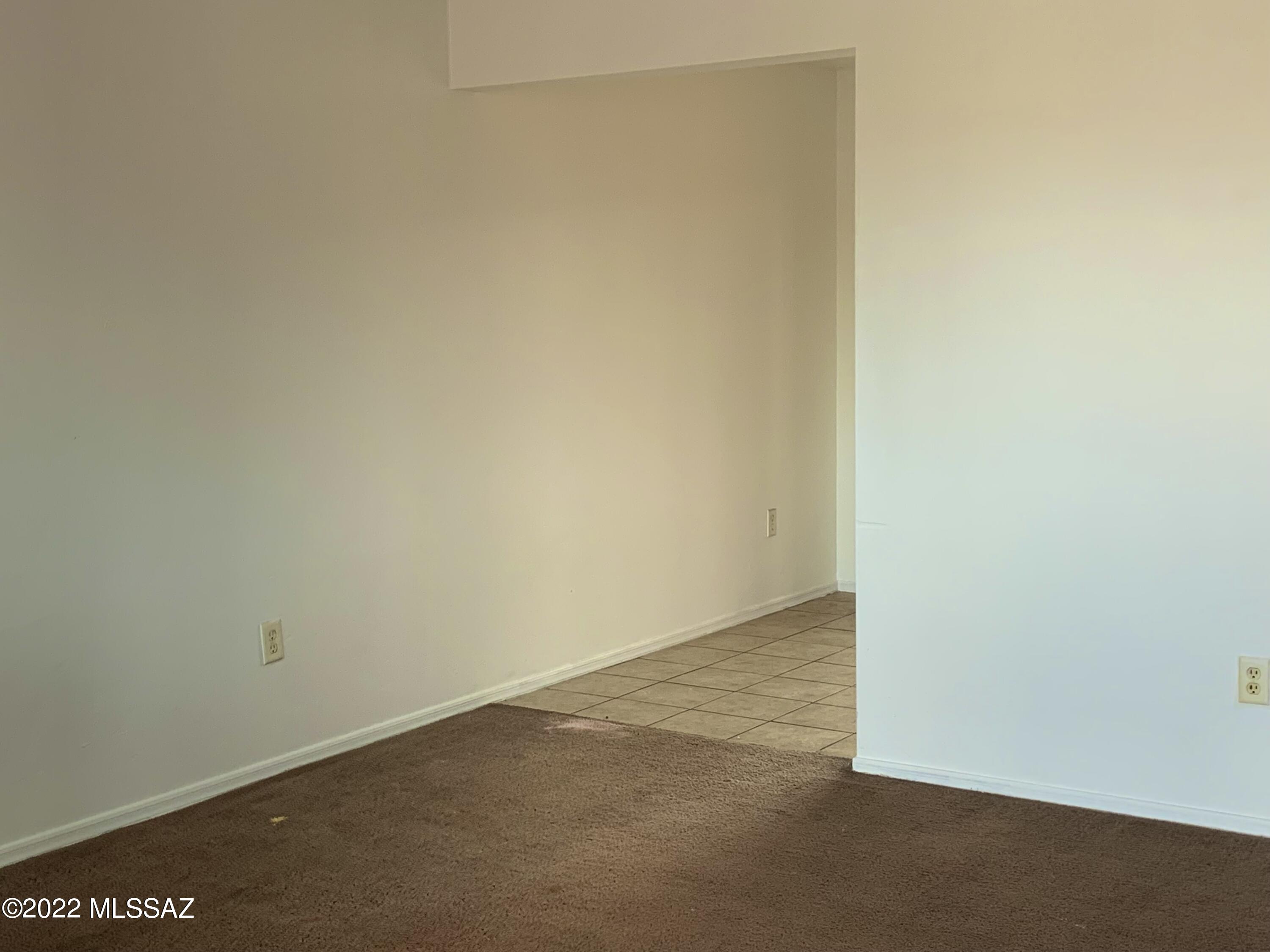 350 North Silverbell Road, Unit 161 Tucson, AZ 85745 - Photo 4 of 18 Gallery Image 4