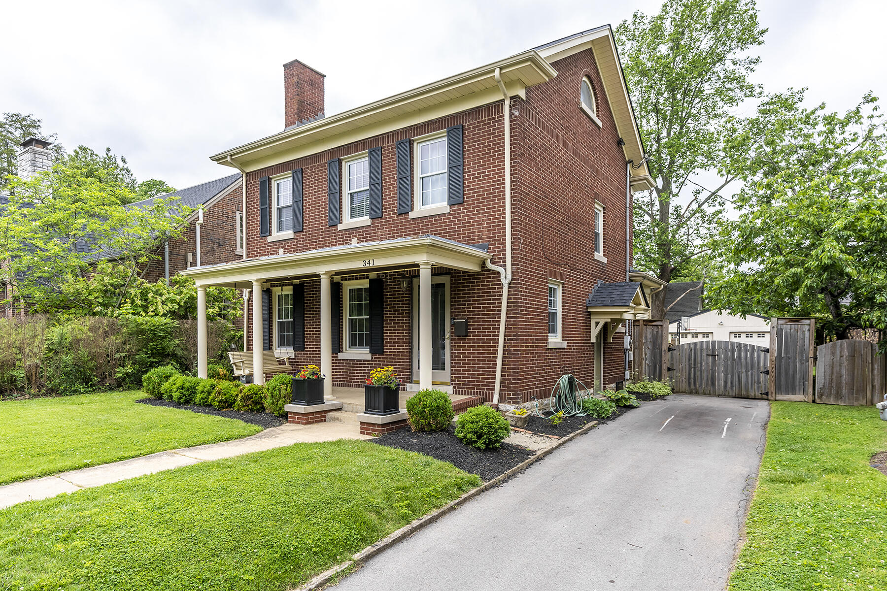 341 Dudley Road Lexington, KY 40502 - Photo 2 of 38 341dudley02