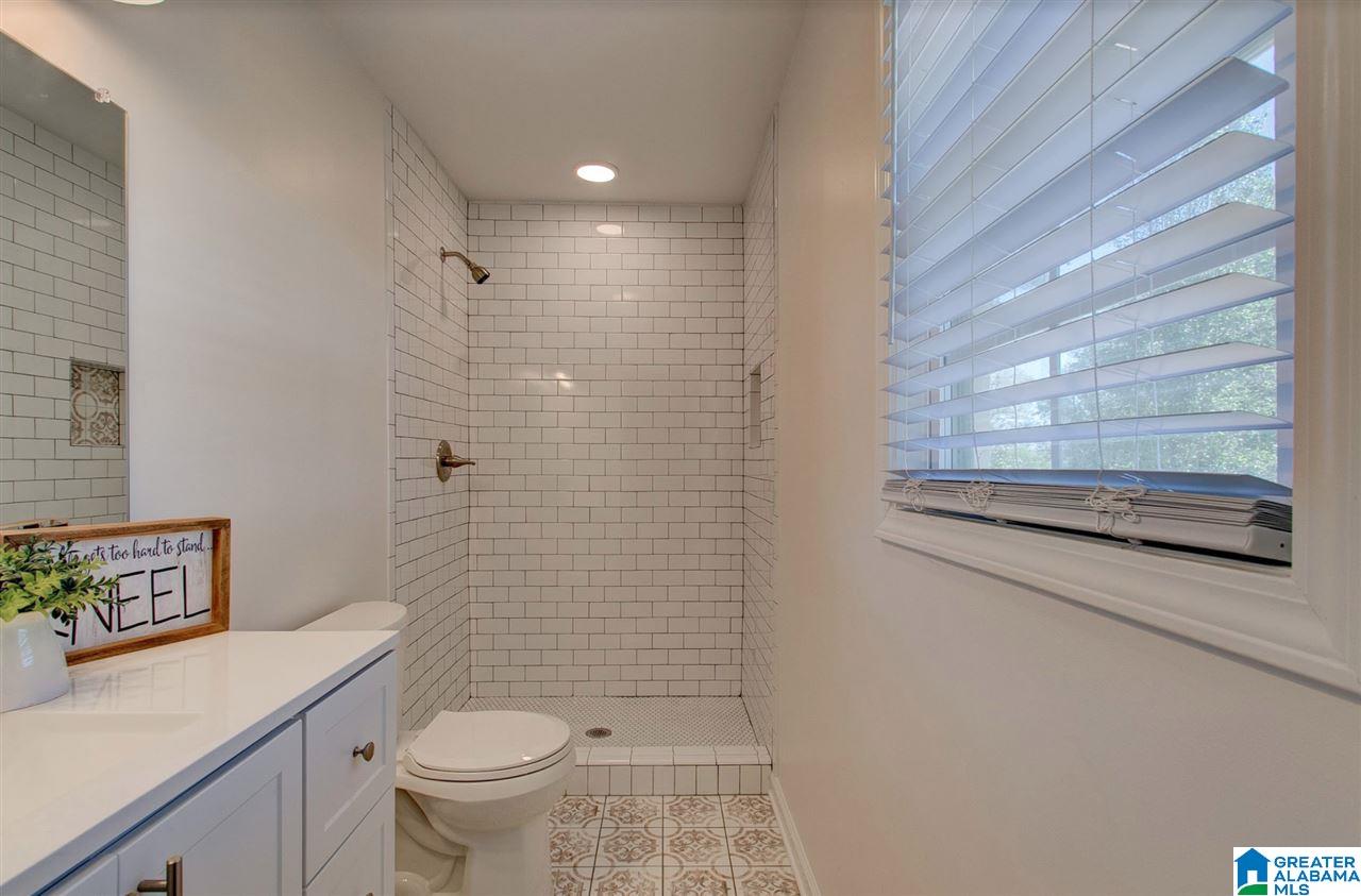 1115 Park Avenue Oneonta, AL 35121 - Photo 23 of 33