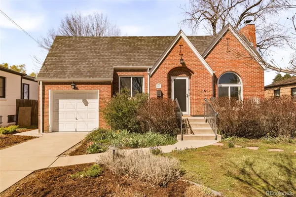 $900,000 | 2547 Krameria Street, Denver, CO 80207