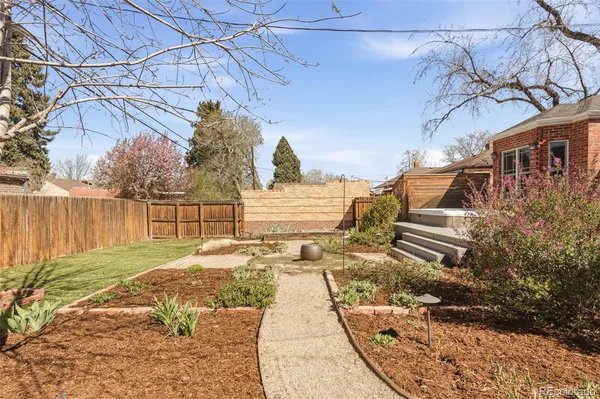$900,000 | 2547 Krameria Street, Denver, CO 80207