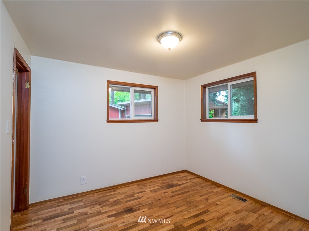 719 John Bailey Road Bothell, WA 98012 - Photo 17 of 22 Gallery Image 17