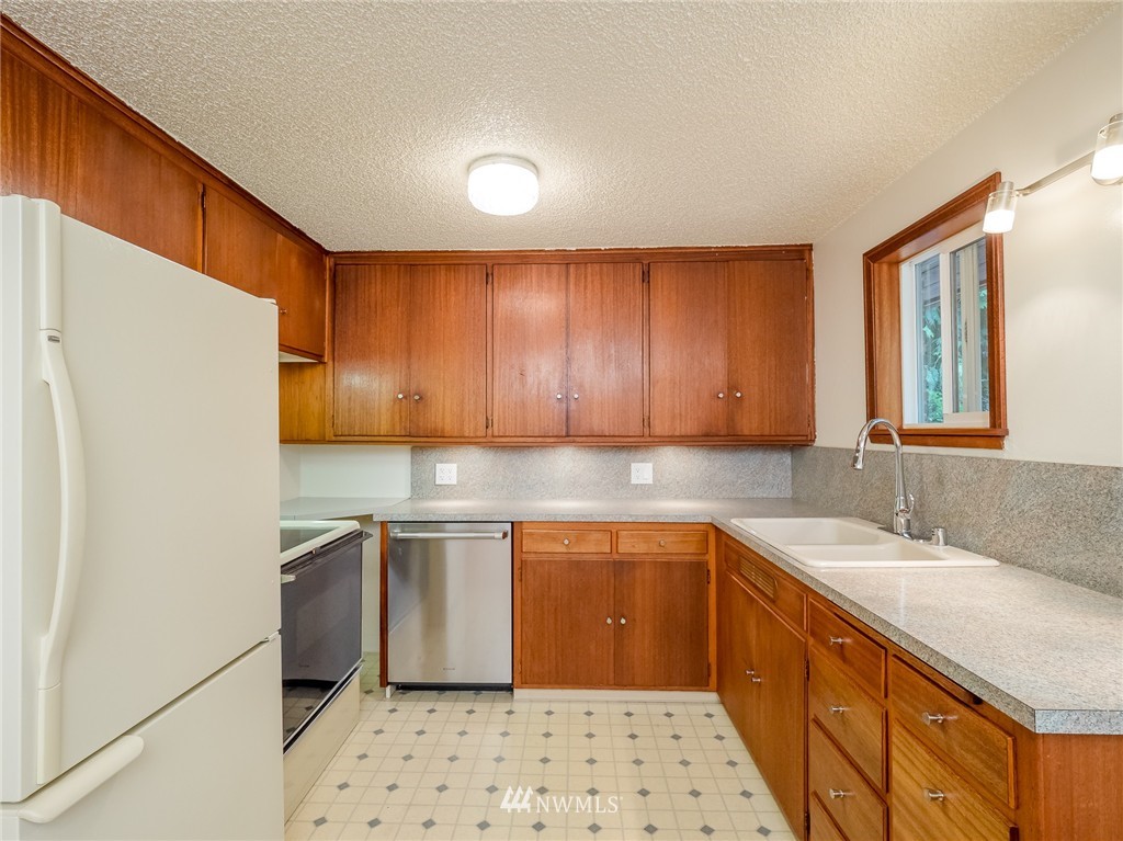 719 John Bailey Road Bothell, WA 98012 - Photo 21 of 22 Gallery Image 21