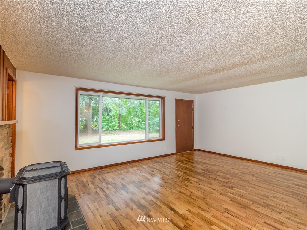 719 John Bailey Road Bothell, WA 98012 - Photo 5 of 22 Gallery Image 5