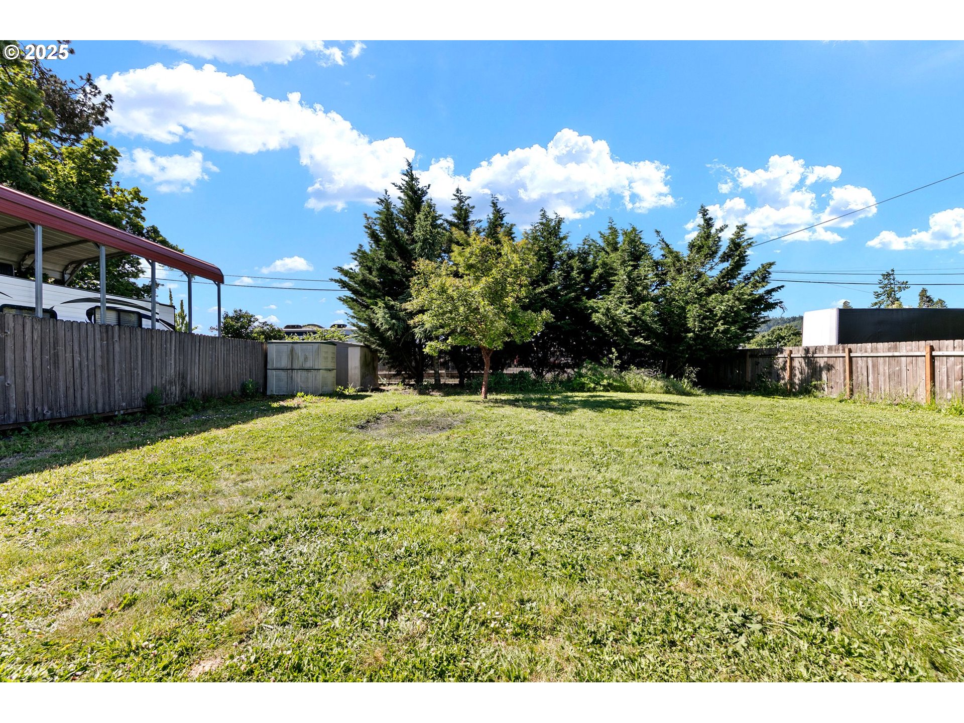 2745 C Street Springfield, OR 97477 - Photo 26 of 33
