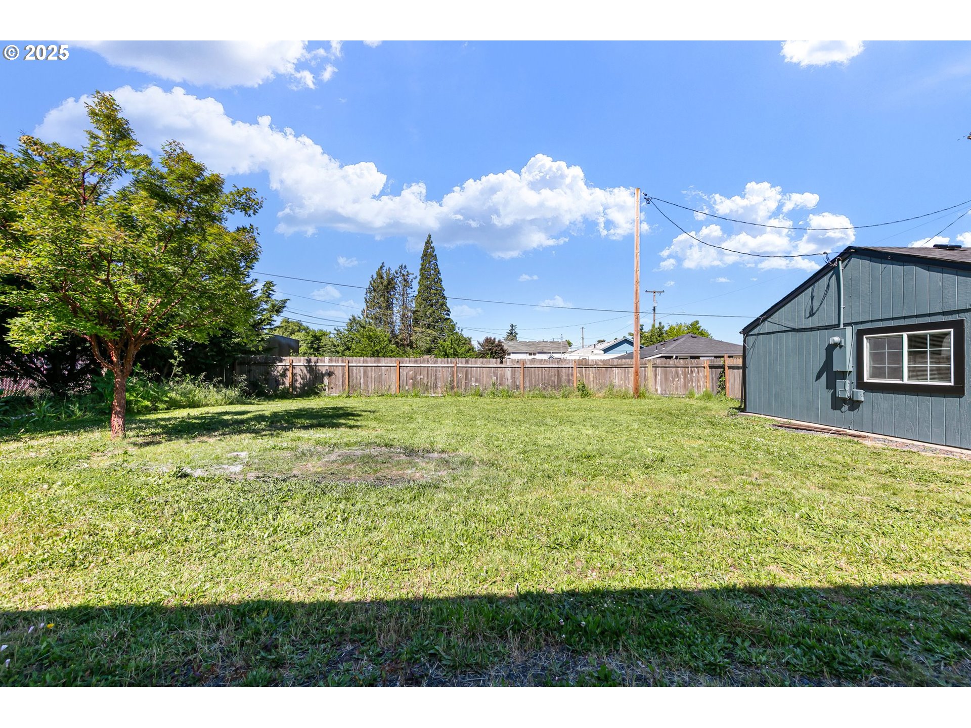 2745 C Street Springfield, OR 97477 - Photo 27 of 33