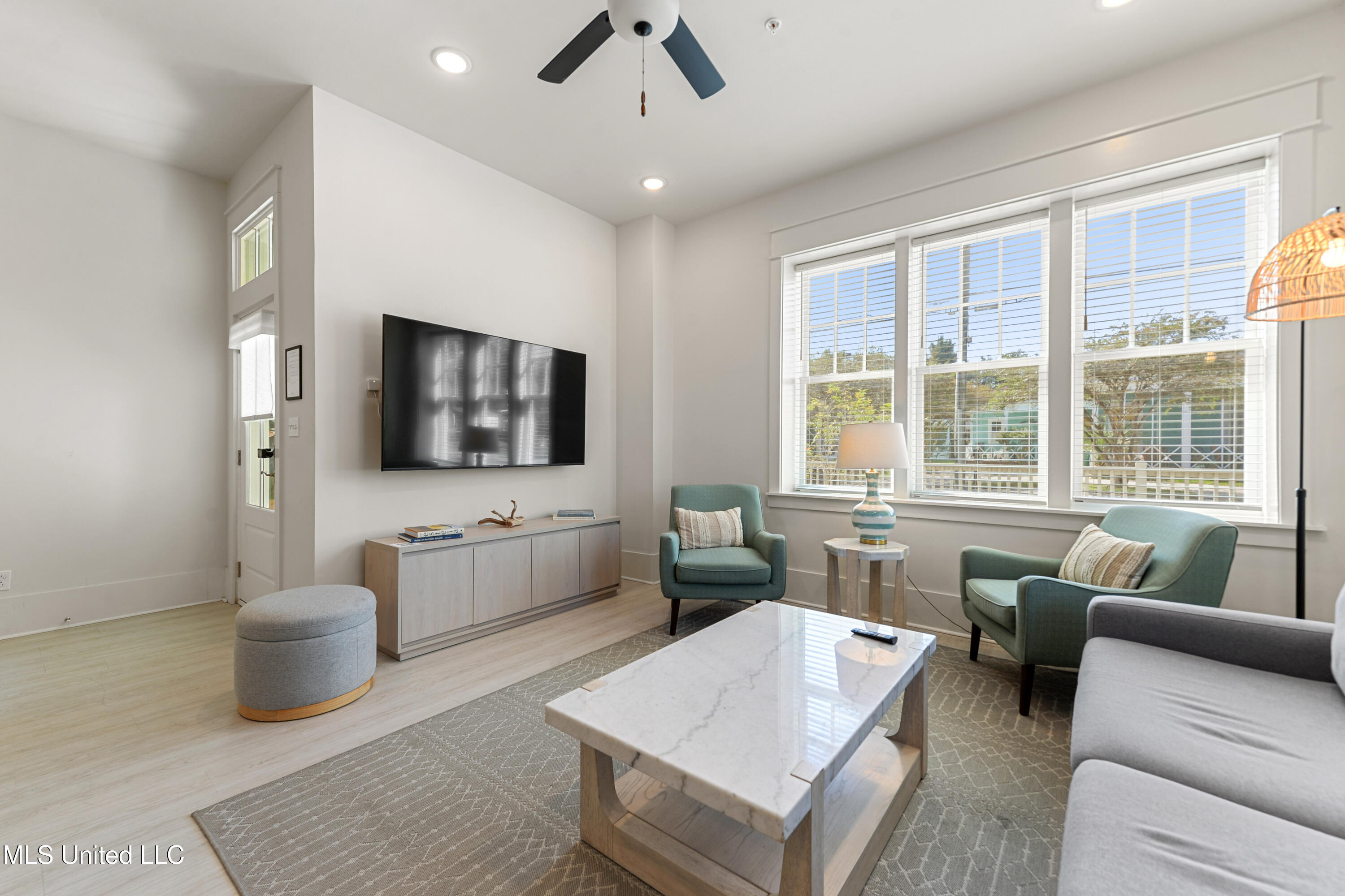 315 Main Street, Unit A Bay St. Louis, MS 39520 - Photo 11 of 29 010 (7)