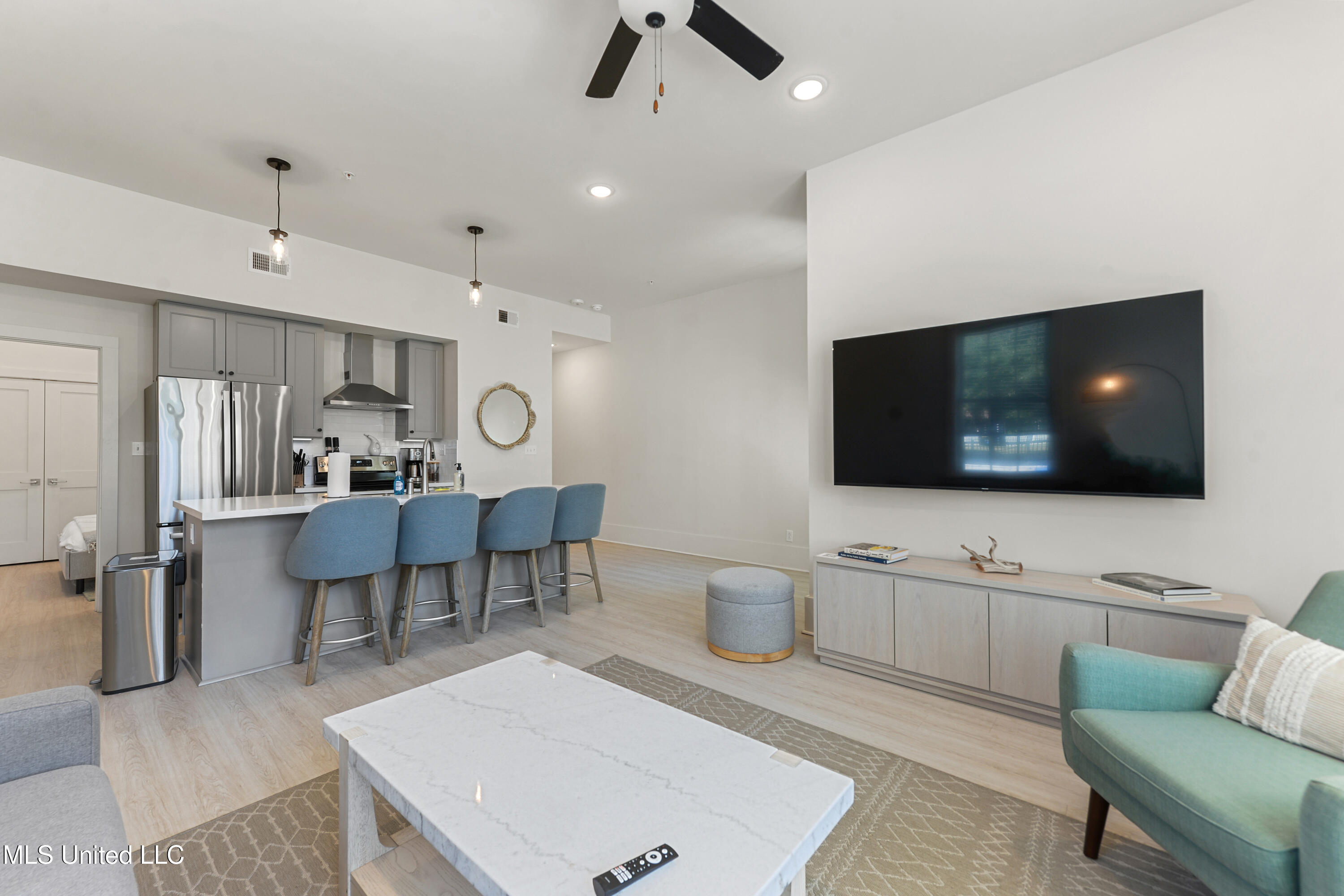 315 Main Street, Unit A Bay St. Louis, MS 39520 - Photo 10 of 29 009 (12)