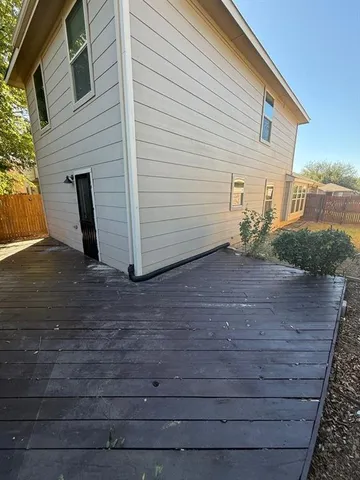 $2,195 | 688 River Garden Drive, Fort Worth, TX 76114