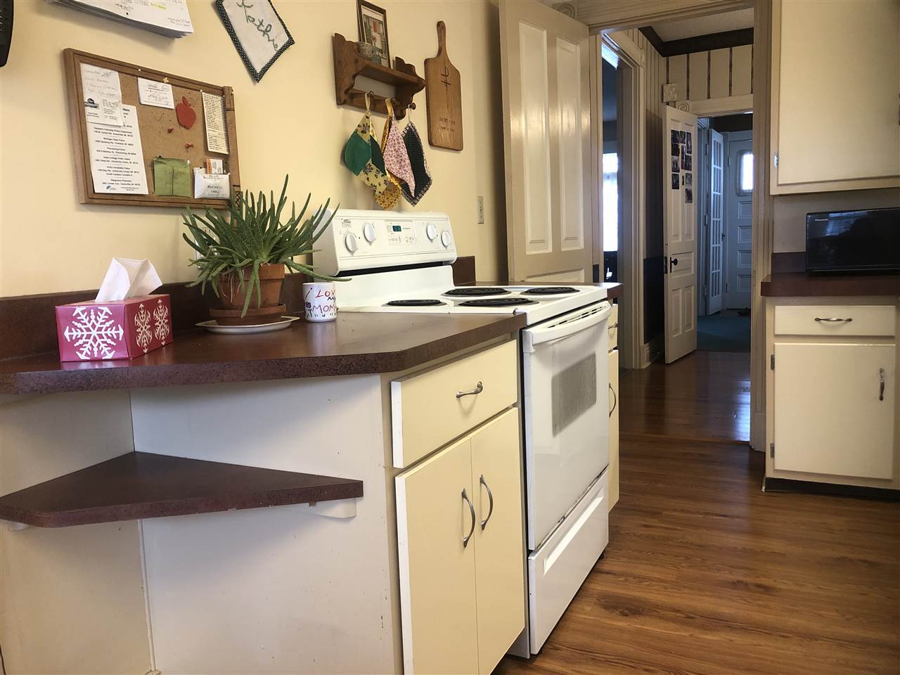 527 North Hampton Street Bay City, MI 48708 - Photo 19 of 43 Gallery Image 19