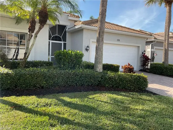 $599,900 | 135 Glen Eagle Circle, Naples, FL 34104