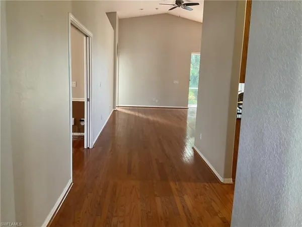 $599,900 | 135 Glen Eagle Circle, Naples, FL 34104