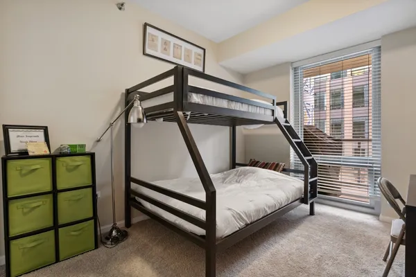$650,000 | 160 East Illinois Street, Unit 1302, Chicago, IL 60611