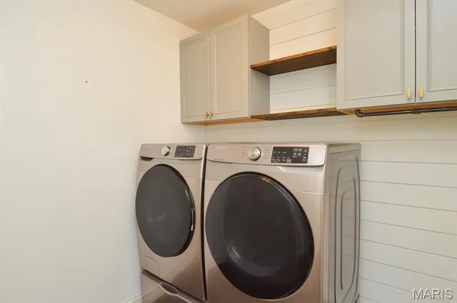 $479,000 | 816 Briar Lake Place, Columbia, IL 62236