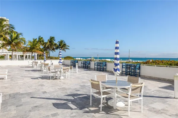 $5,000 | 401 Ocean Drive, Unit 918, Miami Beach, FL 33139