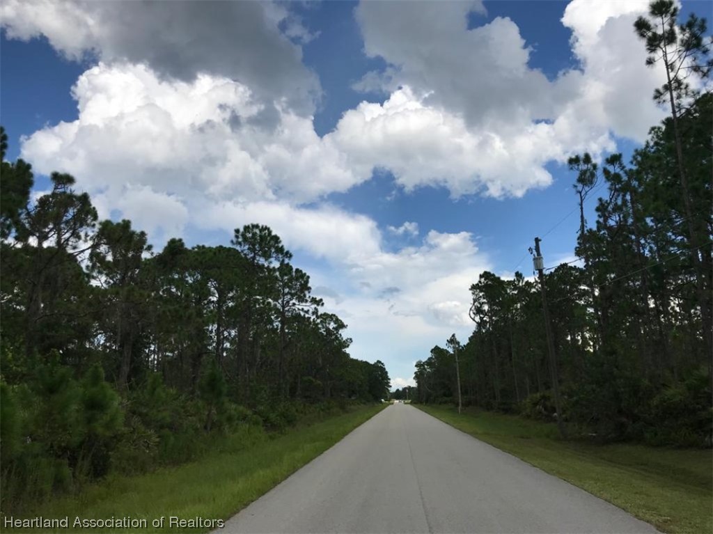 5851 Wolf Road Sebring, FL 33875 - Photo 4 of 6 Gallery Image 4