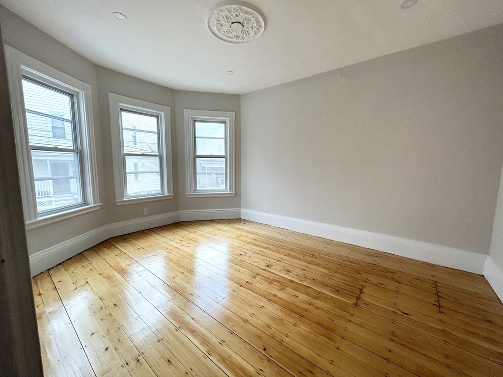 12 Buttonwood Street, Unit 1 Boston, MA 02125 - Photo 4 of 9