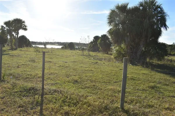 $3,750,000 | 13800 County Road 450, Umatilla, FL 32784