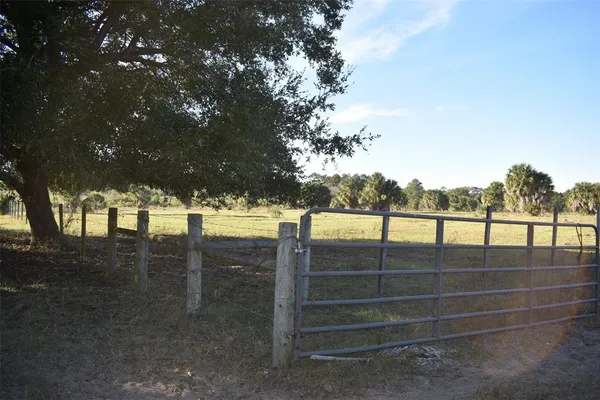 $3,750,000 | 13800 County Road 450, Umatilla, FL 32784