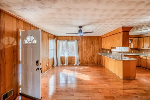 $165,000 | 207 Maid Marion Drive, Union, SC 29379