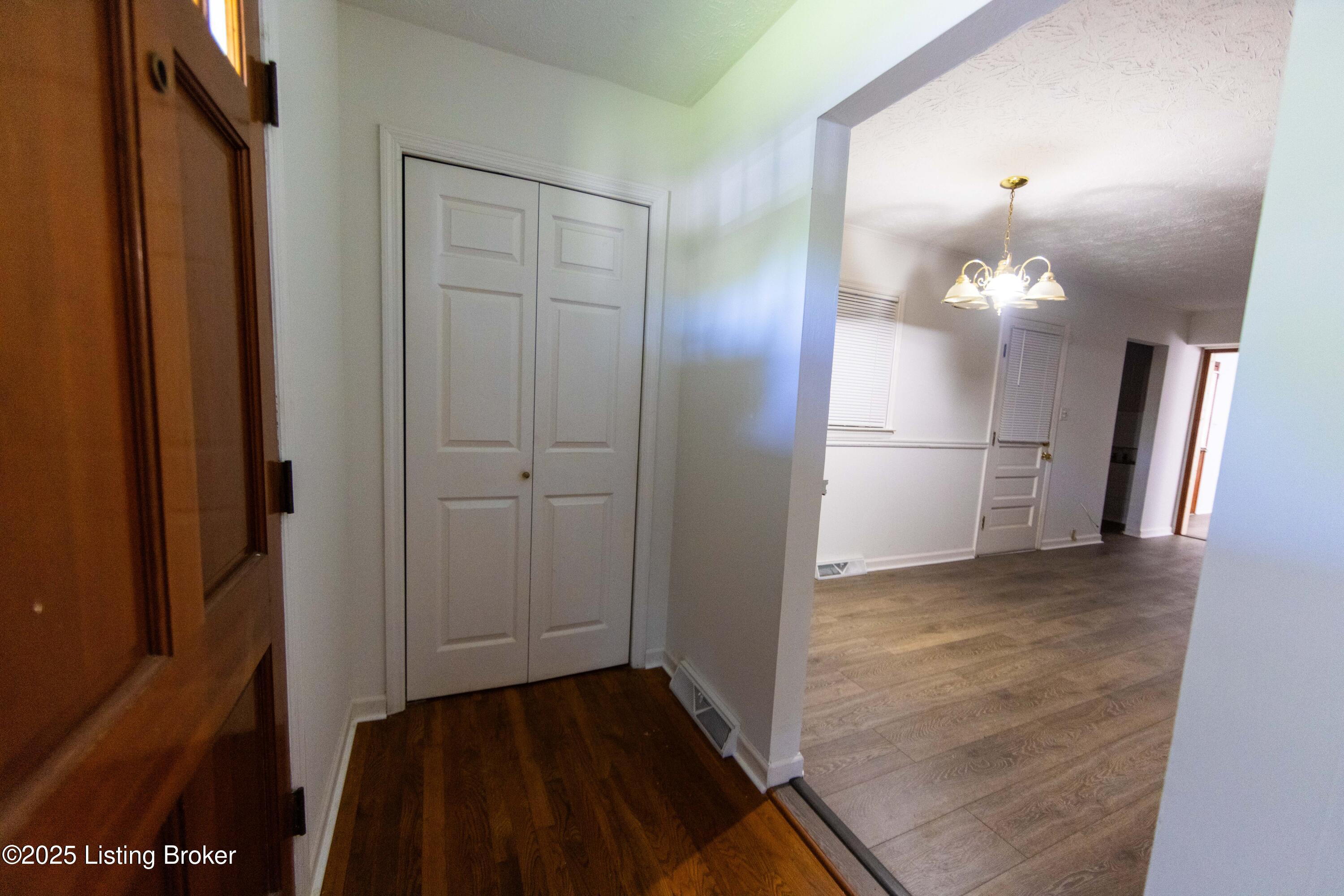 1288 Cherbourg Road Lexington, KY 40504 - Photo 69 of 72 IMGL0136