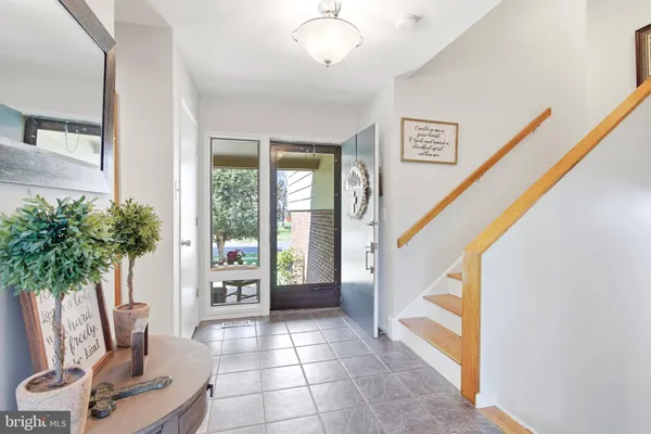 $919,888 | 9615 Tinsmith Lane, Burke, VA 22015