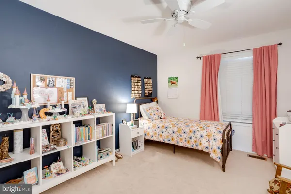 $919,888 | 9615 Tinsmith Lane, Burke, VA 22015