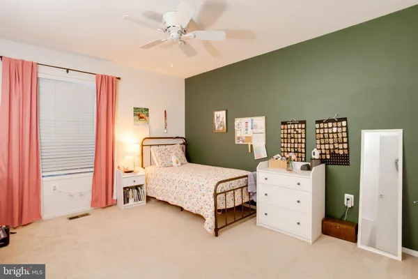 $919,888 | 9615 Tinsmith Lane, Burke, VA 22015