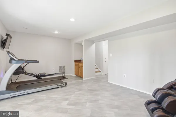 $919,888 | 9615 Tinsmith Lane, Burke, VA 22015
