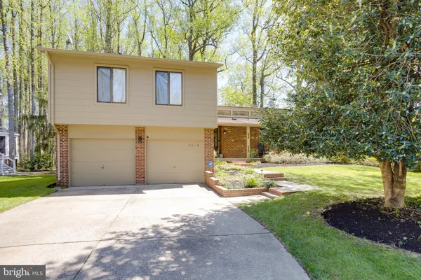 $919,888 | 9615 Tinsmith Lane, Burke, VA 22015