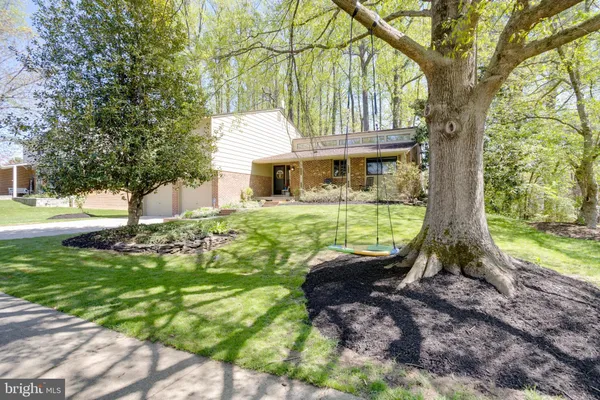 $919,888 | 9615 Tinsmith Lane, Burke, VA 22015