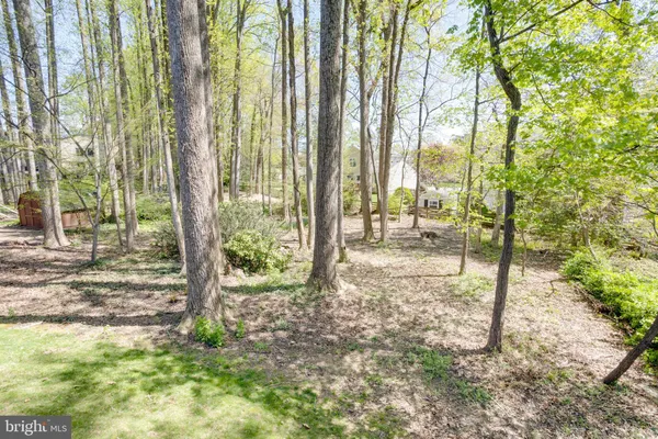 $919,888 | 9615 Tinsmith Lane, Burke, VA 22015