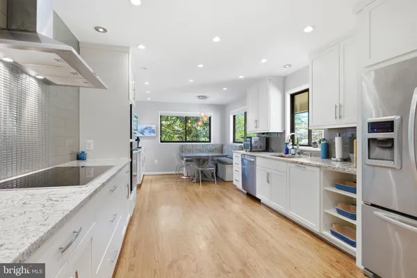 $919,888 | 9615 Tinsmith Lane, Burke, VA 22015