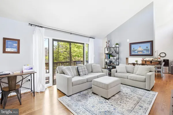 $919,888 | 9615 Tinsmith Lane, Burke, VA 22015