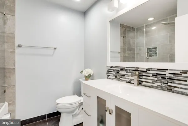 $919,888 | 9615 Tinsmith Lane, Burke, VA 22015