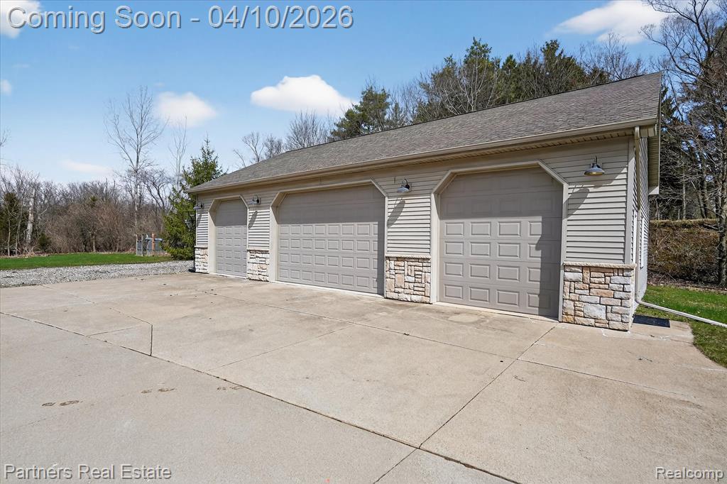 10863 Judd Road Fowlerville, MI 48836 - Photo 4 of 70