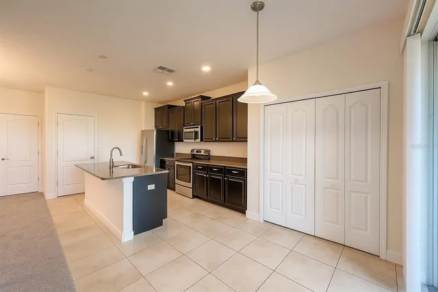 $2,950 | 2037 Lake Side Avenue, Davenport, FL 33837