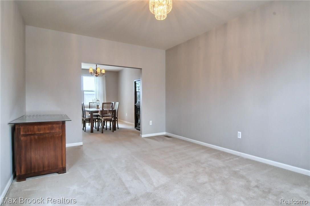 2391 Jackson Drive Rochester, MI 48309 - Photo 11 of 30 Living_Room_2nd_View.jpg