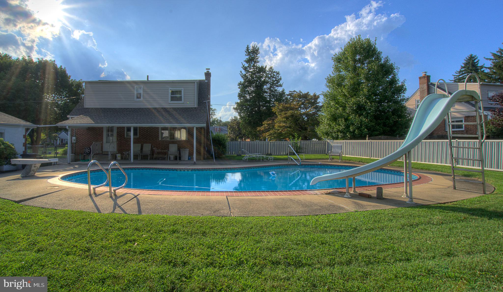 619 Aintree Road Hatboro, PA 19040 - Photo 6 of 22 Gallery Image 6
