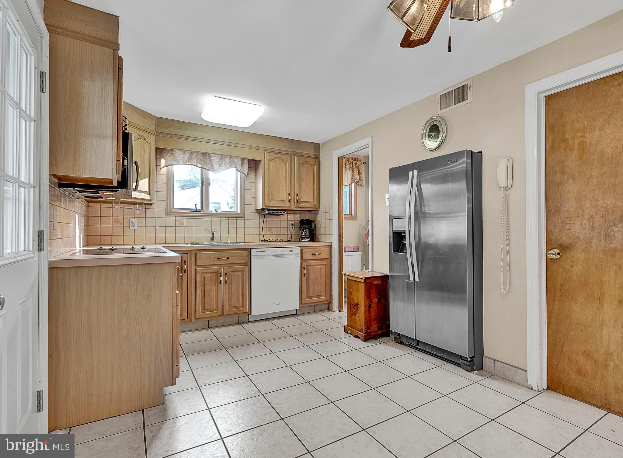 619 Aintree Road Hatboro, PA 19040 - Photo 9 of 22 Gallery Image 9