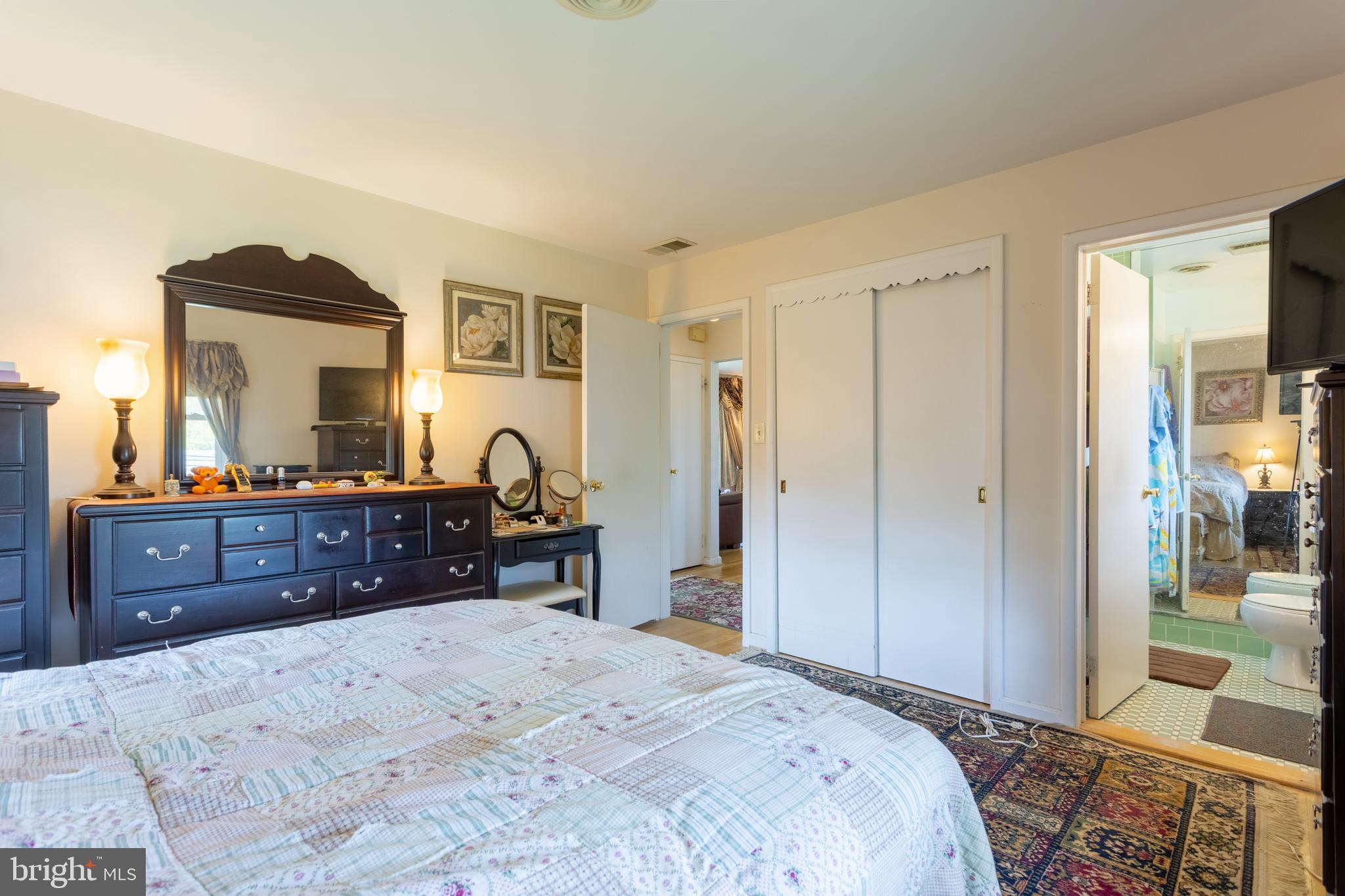 6607 Baythorne Road Baltimore, MD 21209 - Photo 18 of 42