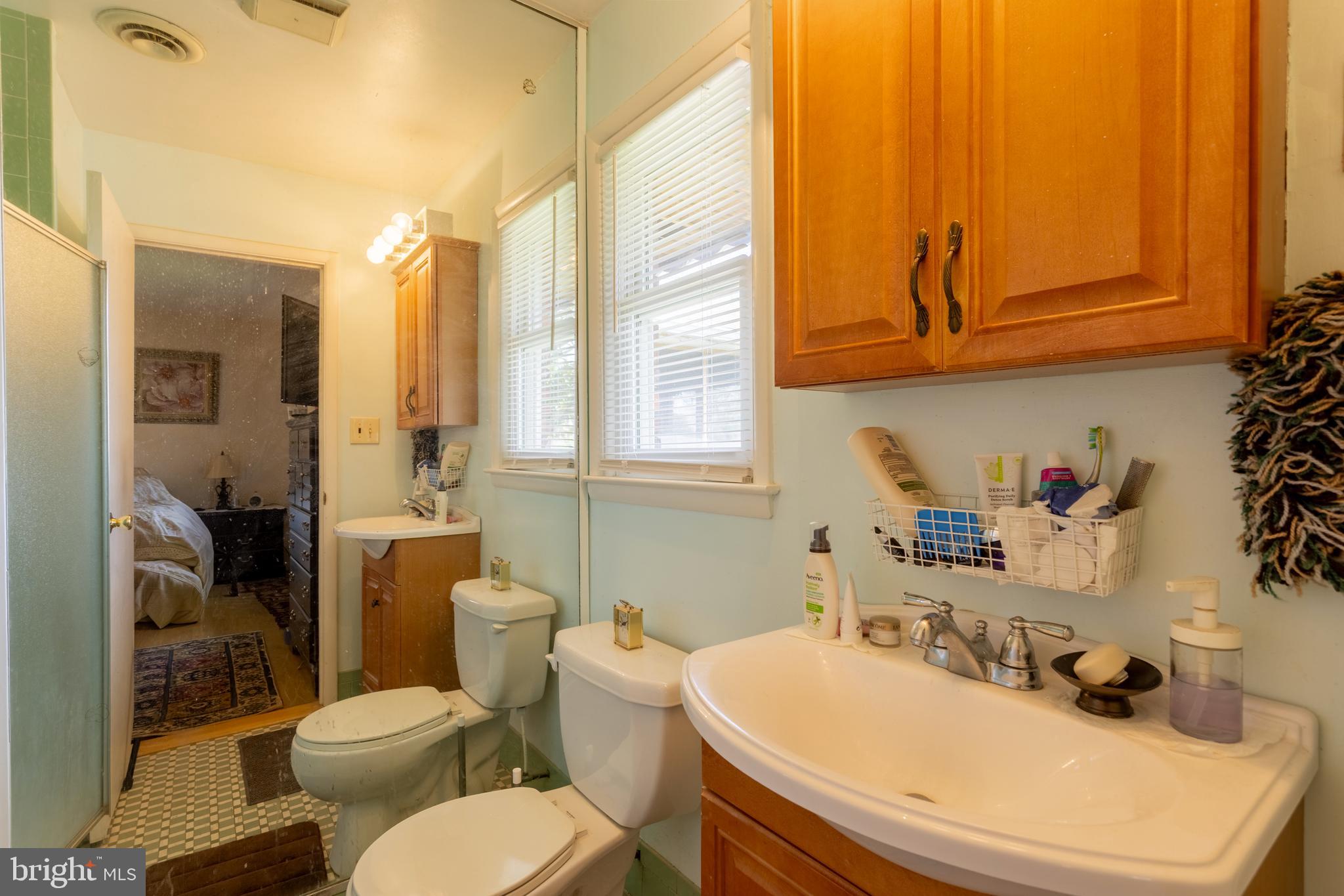 6607 Baythorne Road Baltimore, MD 21209 - Photo 19 of 42