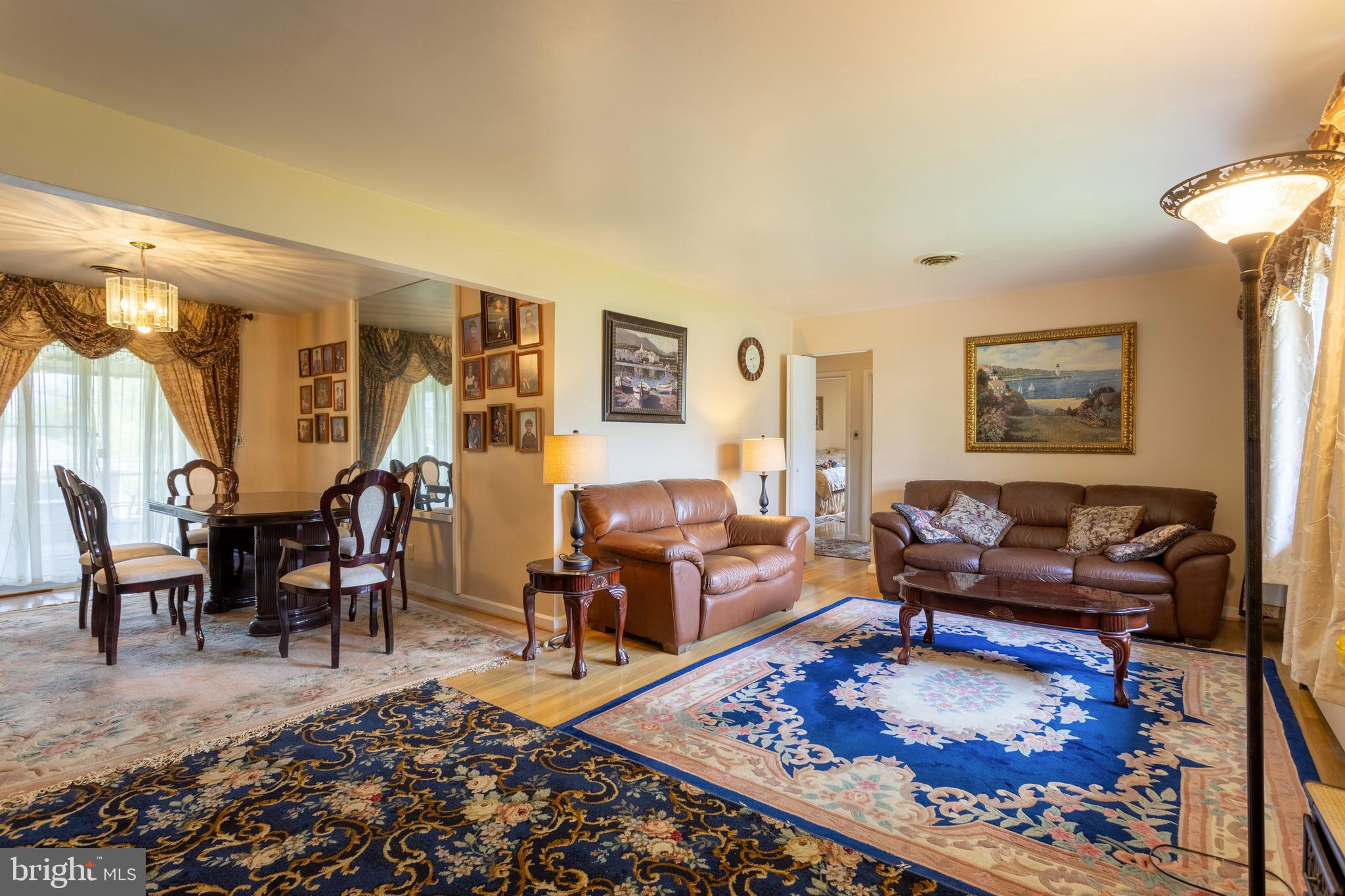 6607 Baythorne Road Baltimore, MD 21209 - Photo 6 of 42