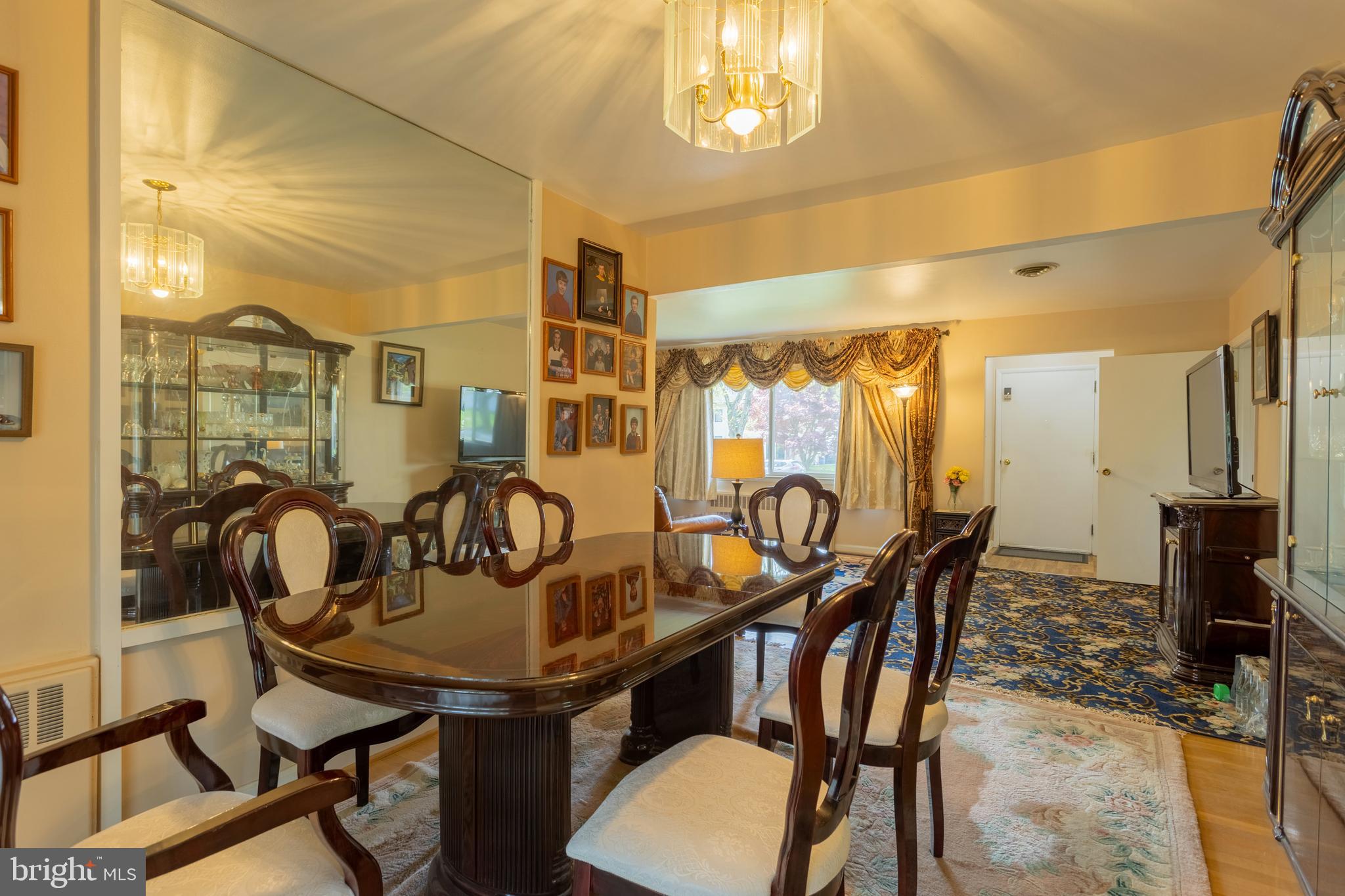 6607 Baythorne Road Baltimore, MD 21209 - Photo 7 of 42