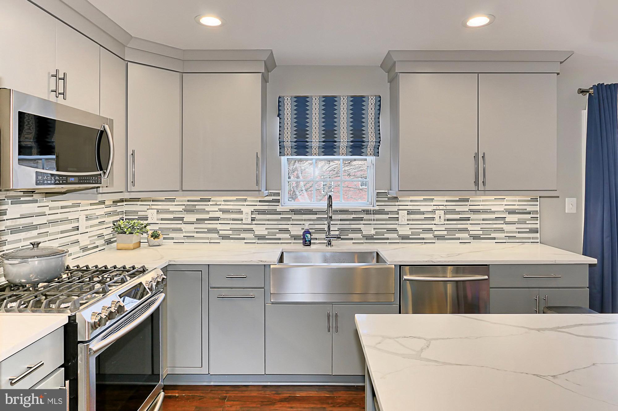 34 West Glebe Road Alexandria, VA 22305 - Photo 14 of 41 Gourmet Kitchen