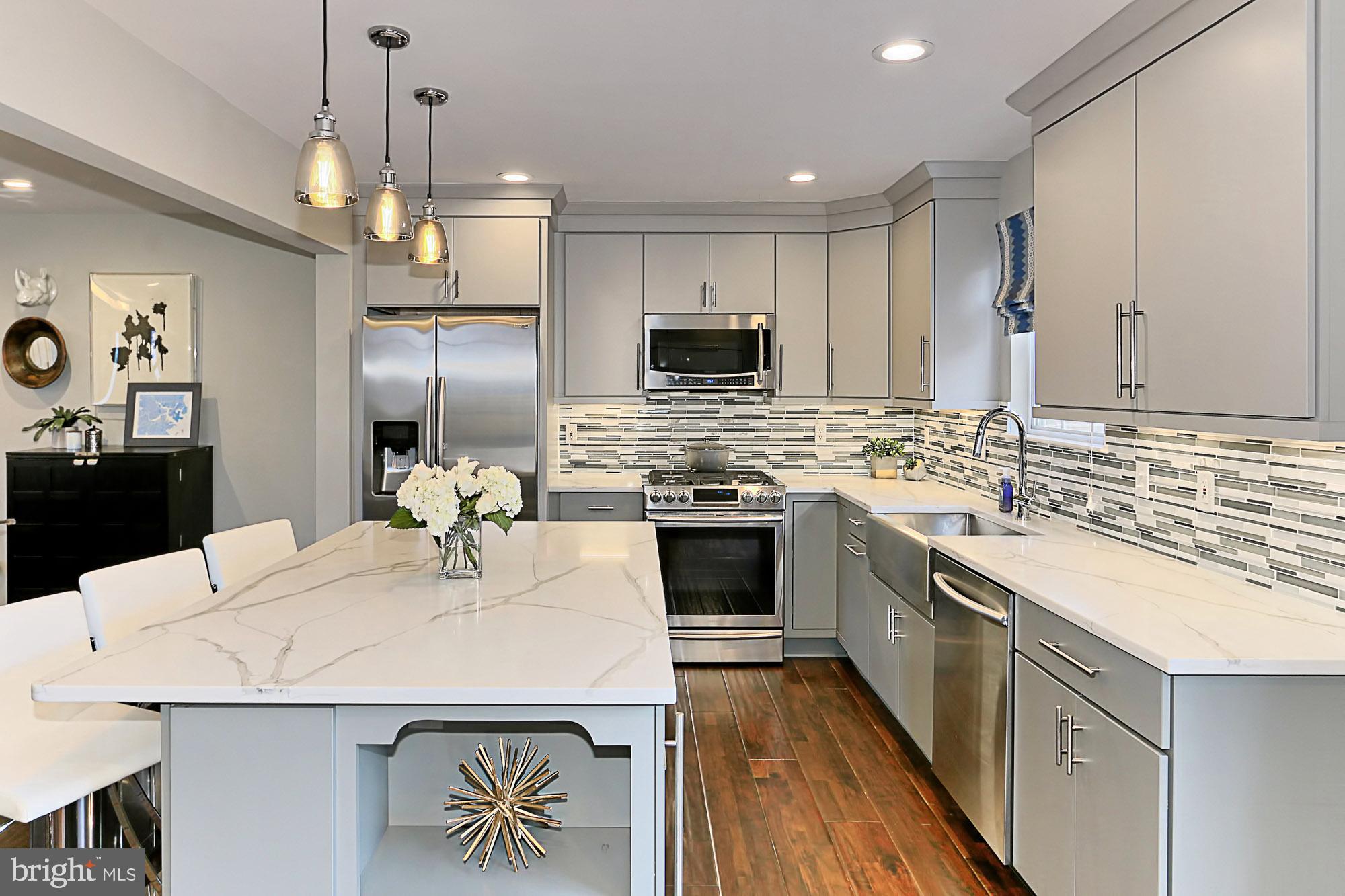 34 West Glebe Road Alexandria, VA 22305 - Photo 15 of 41 Gourmet Kitchen