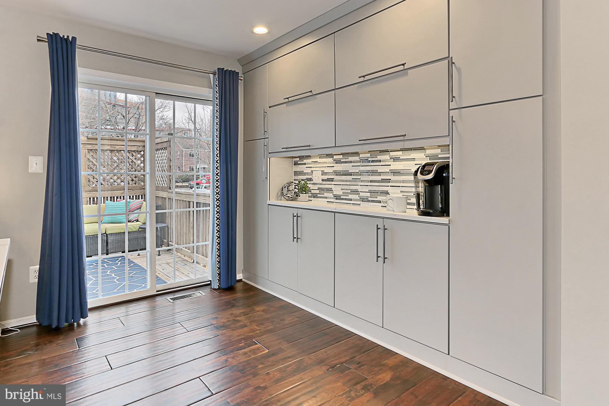 34 West Glebe Road Alexandria, VA 22305 - Photo 19 of 41 Gourmet Kitchen