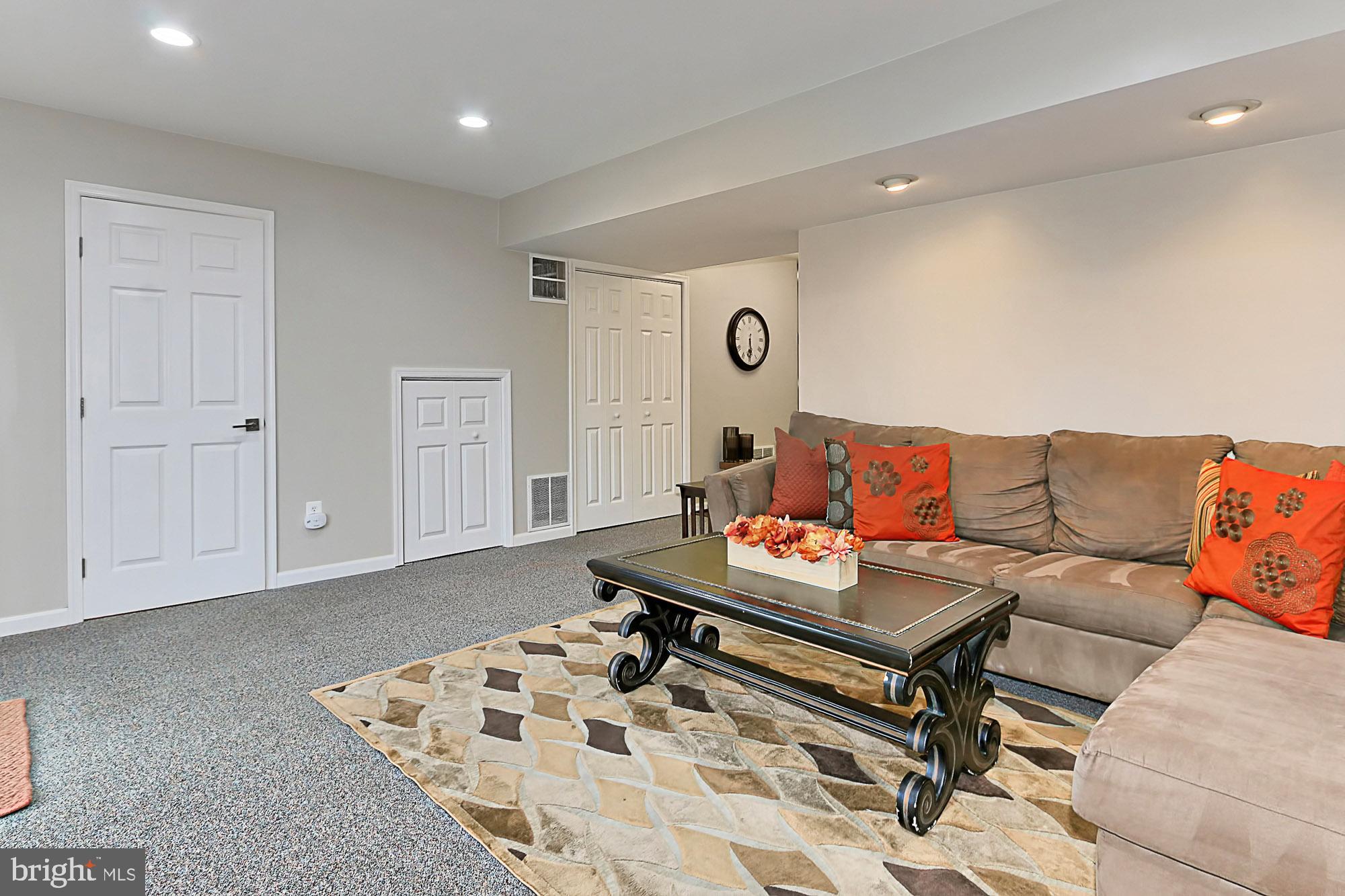 34 West Glebe Road Alexandria, VA 22305 - Photo 32 of 41 Family Room